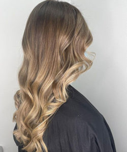MONEY PIECE HIGHLIGHTS AT BEST HAIR COLOUR SALON IN GALWAY 2